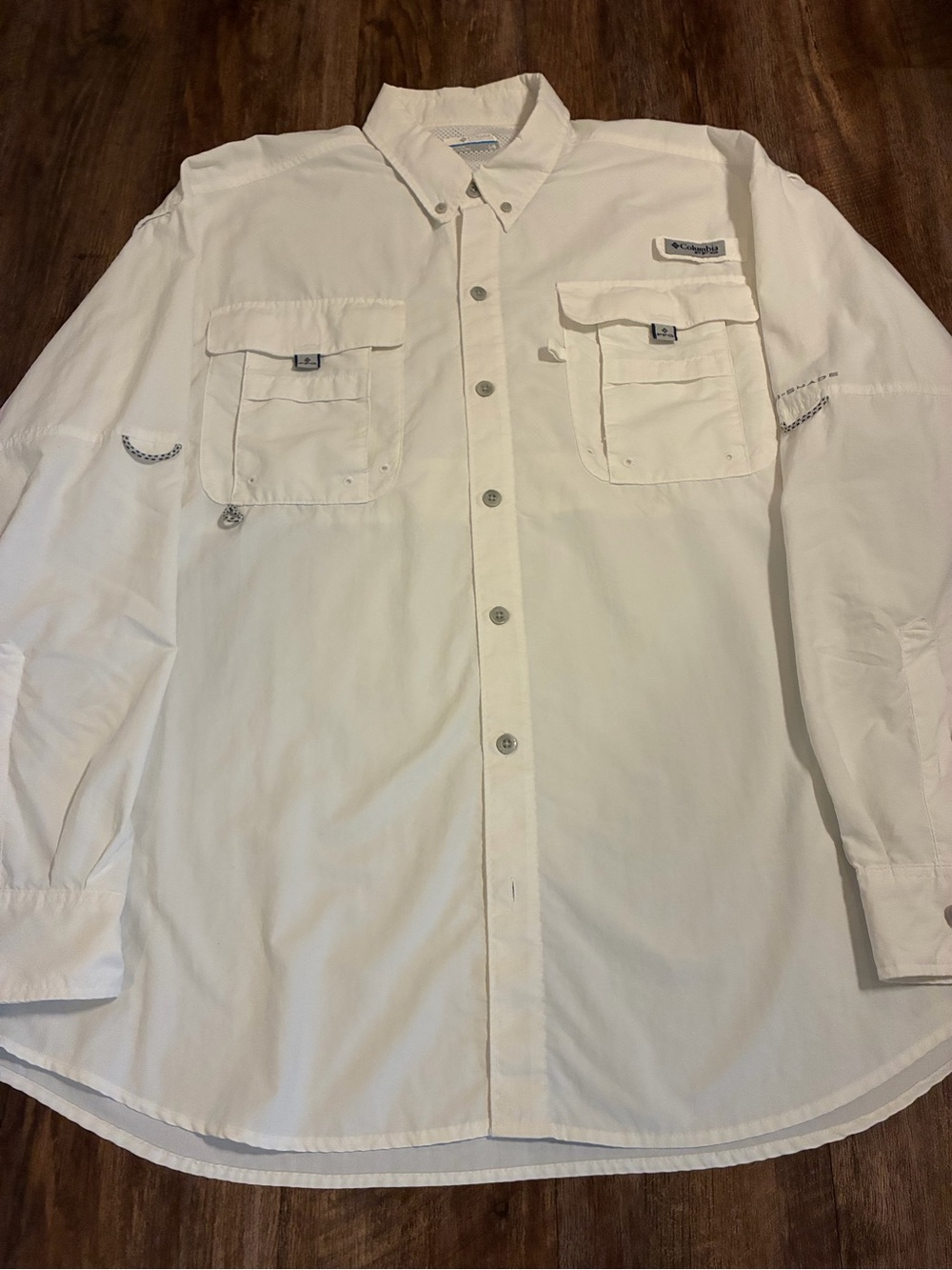 Columbia White Men’s Long-Sleeve Mesh Lined Button-Down Fishing Shirt Large